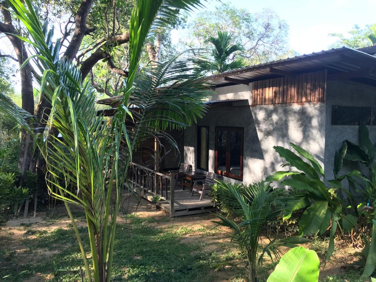 Himmapan Resort Koh Phayam Dış mekan fotoğraf